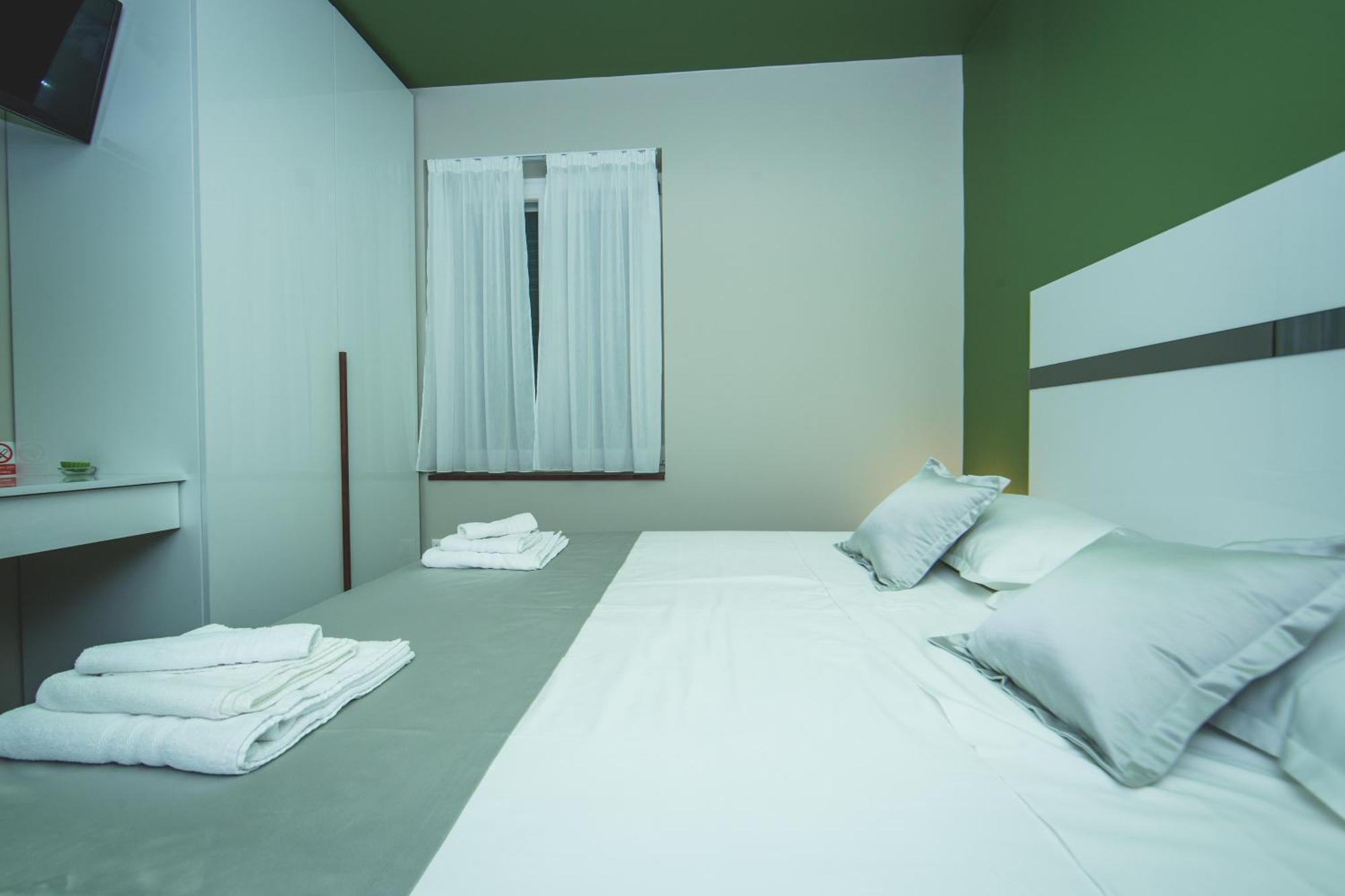 Luxury Rooms And Apartment Silente Bacvice สปลิท ภายนอก รูปภาพ