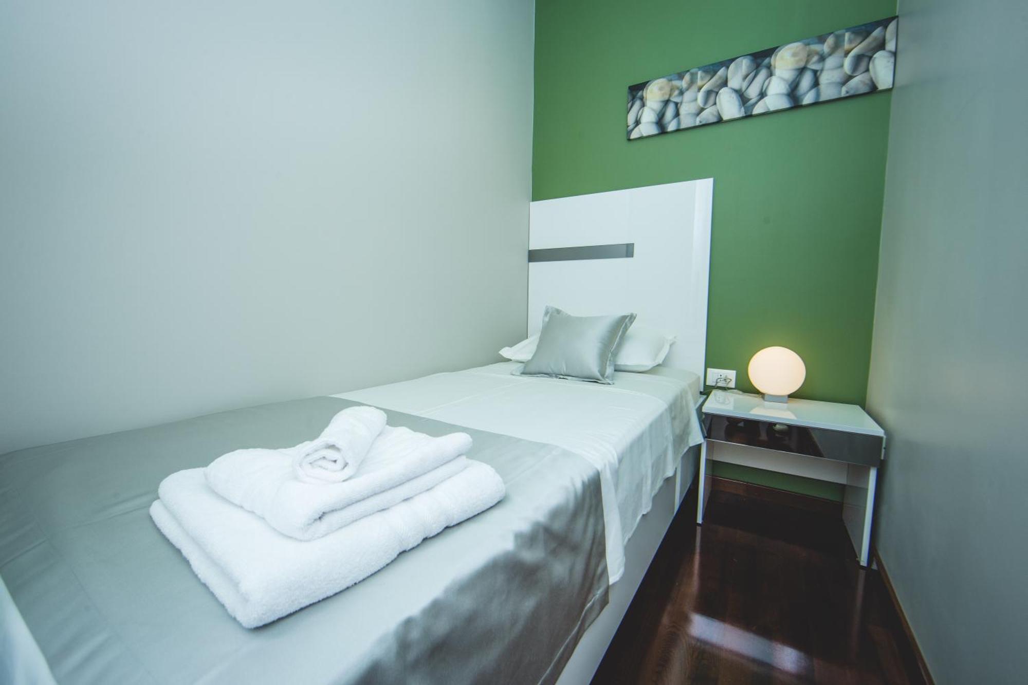 Luxury Rooms And Apartment Silente Bacvice สปลิท ภายนอก รูปภาพ
