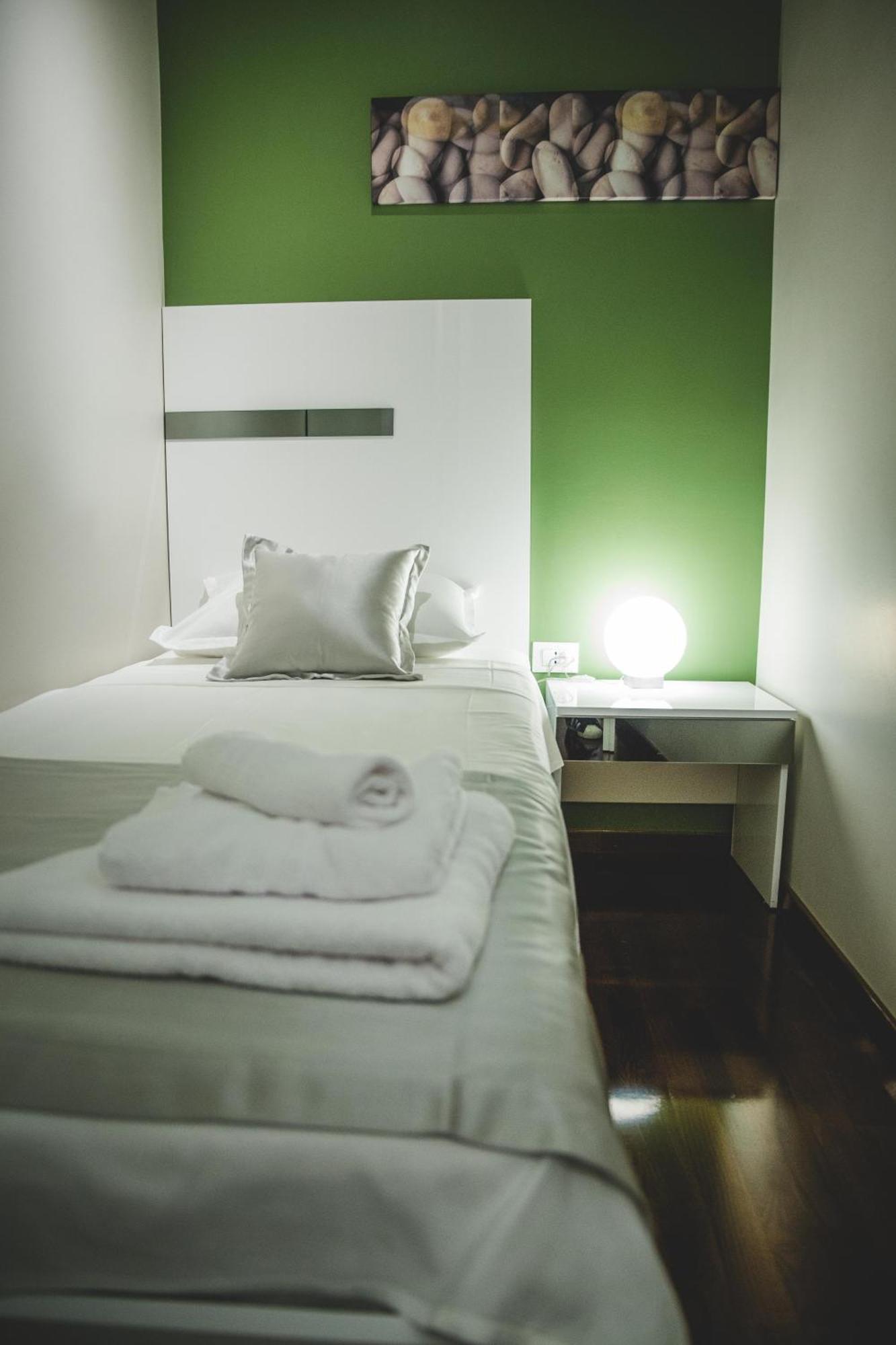 Luxury Rooms And Apartment Silente Bacvice สปลิท ภายนอก รูปภาพ